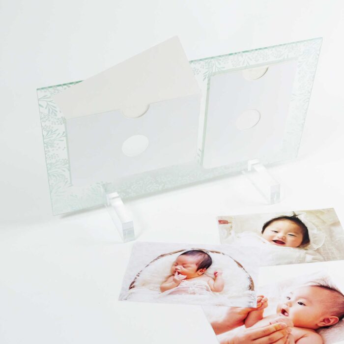 写真を自分で入れ替えられるフォトフレーム命名書